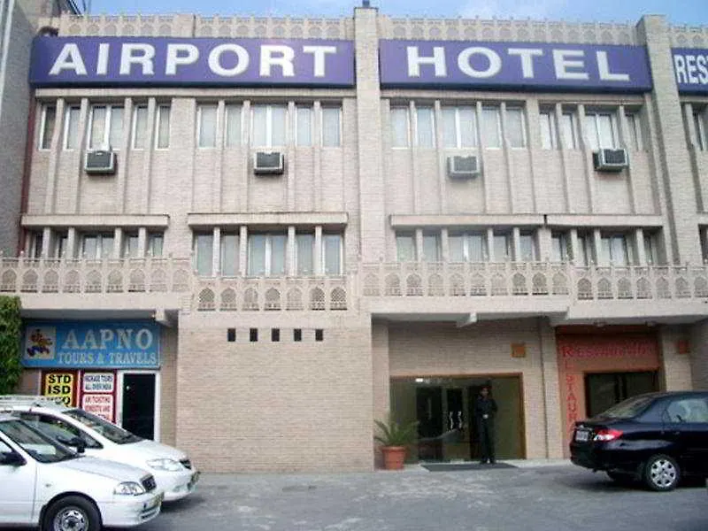Airport Hotel Yeni Delhi 2*,  Hindistan